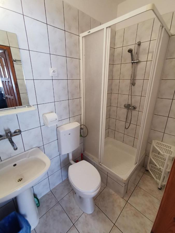 Dom Wczasowy Maja Dźwirzyno Esterno foto
